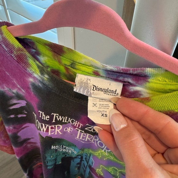 Disneyland Resort “Tower of Terror” youth shirt - Picture 3 of 4